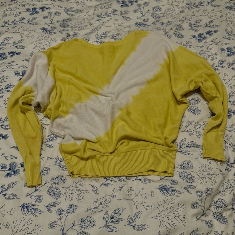 Yellow and White Tie-Dye Lightweight Sweater